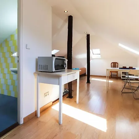 Sunny Attic Loft By Homing * Lisbon